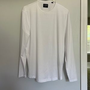 CUTs long sleeve curve hem tee. Size M